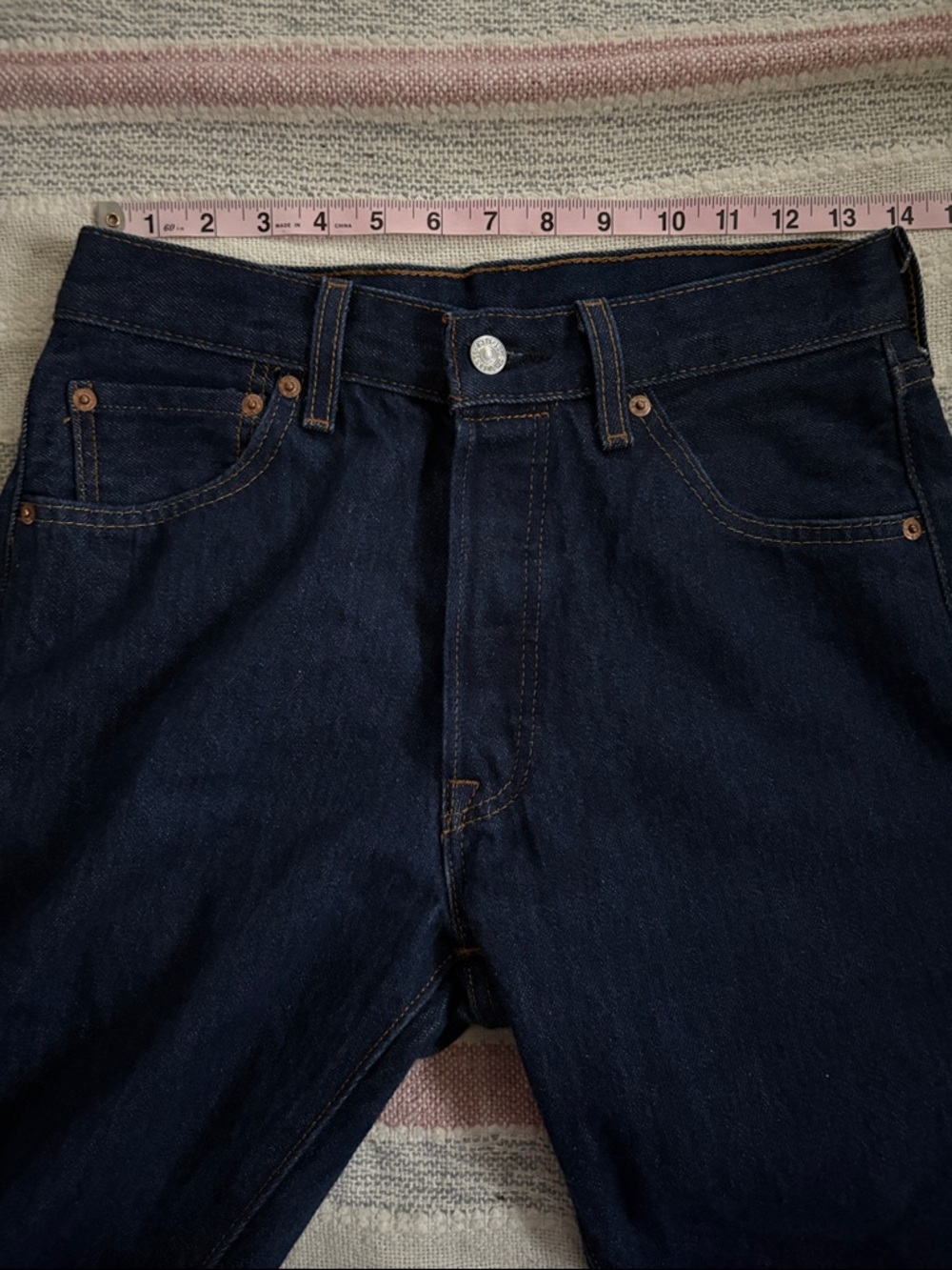 Levi’s 501 Women 30x30 - Picture 2 of 13